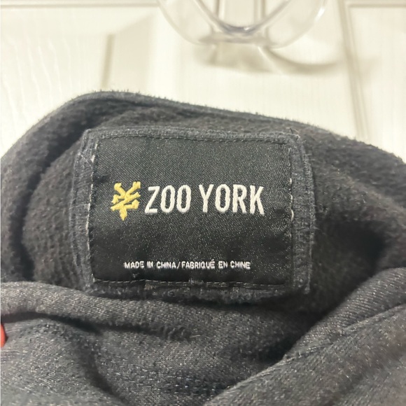 Zoo York Sweater - US M - Picture 3 of 3